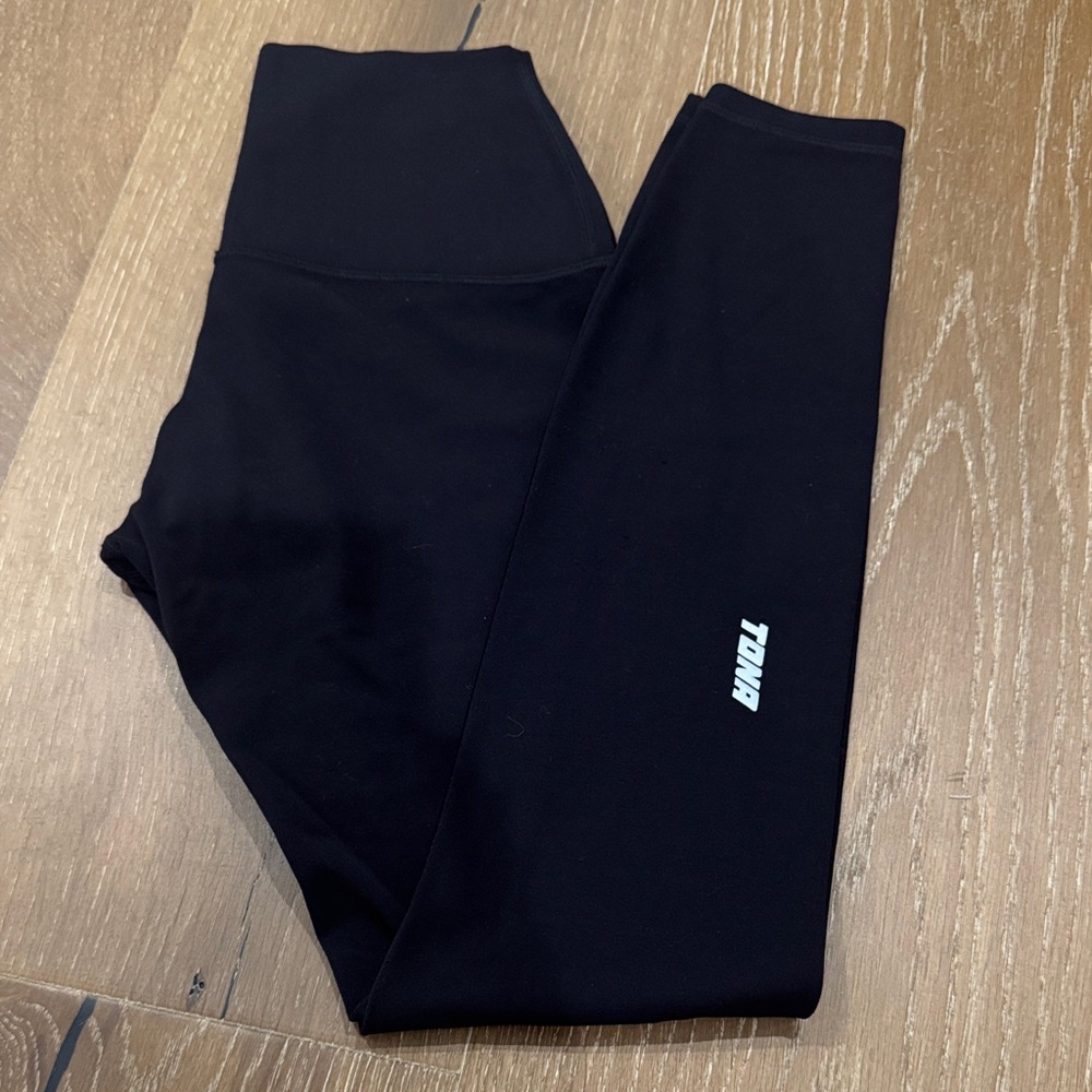 TONA High Rise Black Workout Leggings Reflective Logo Size 4